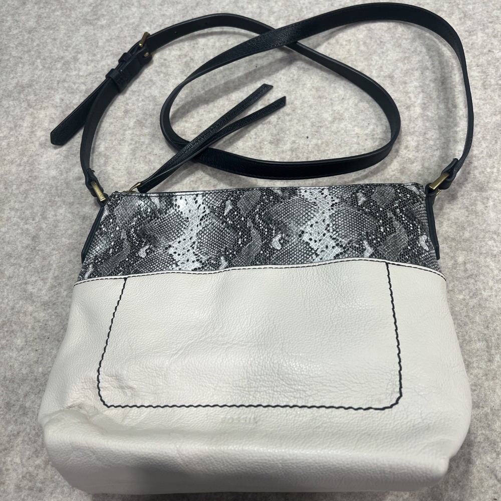 Fossil Amelia Python White Leather Crossbody Handbag SHB2303874 NWT $168 MSRP - Picture 3 of 11